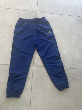 Trainerhose gefüttert