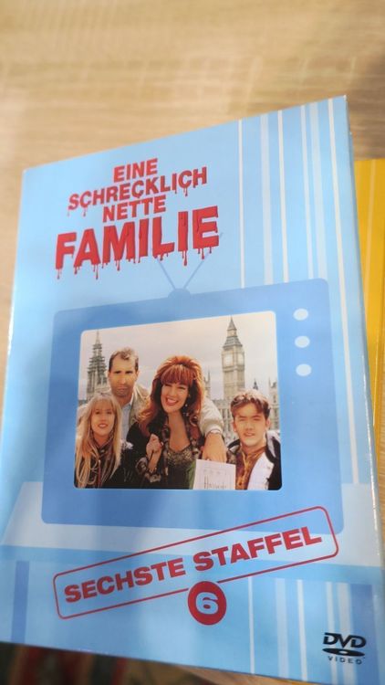 Eine schrecklich nette Familie Staffel 6 1