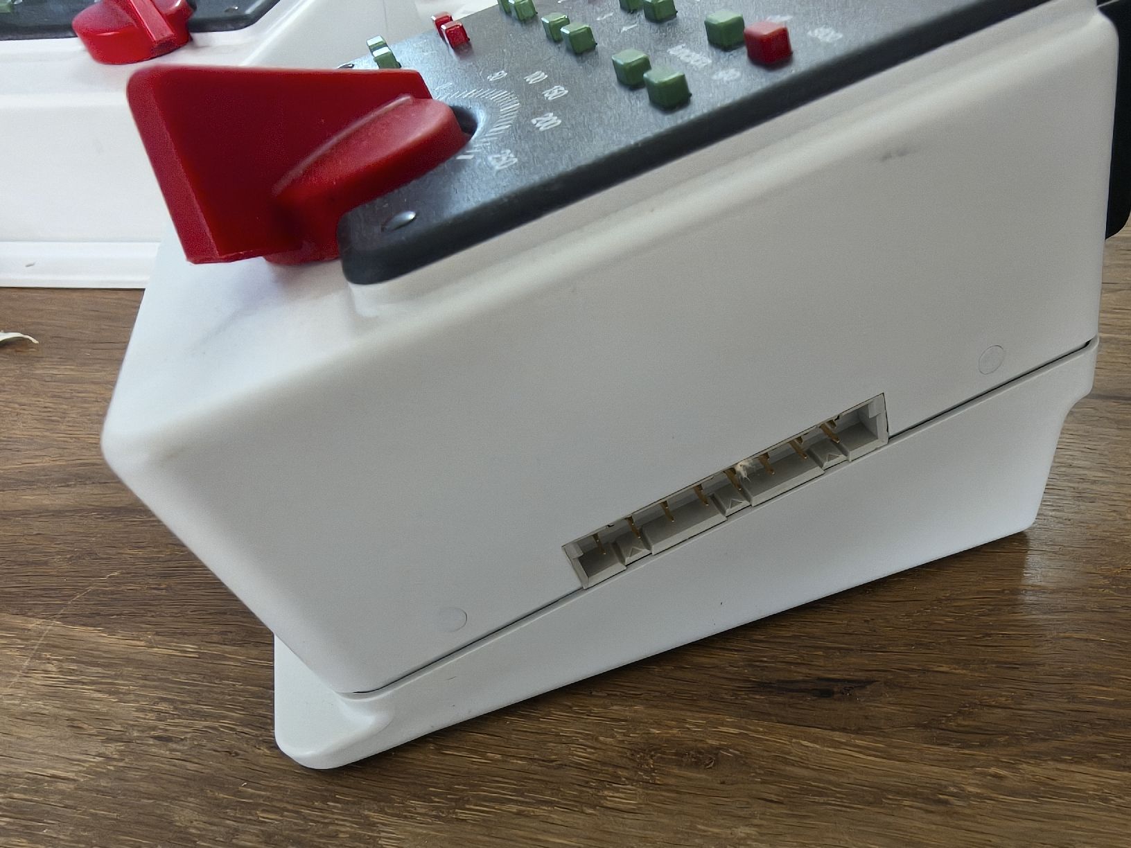 Märklin Modellini di ferrovie: Märklin Central Control 6022 Digitaleisenbahn Steuerung – Usato da Wangs venduto da mobacom 2