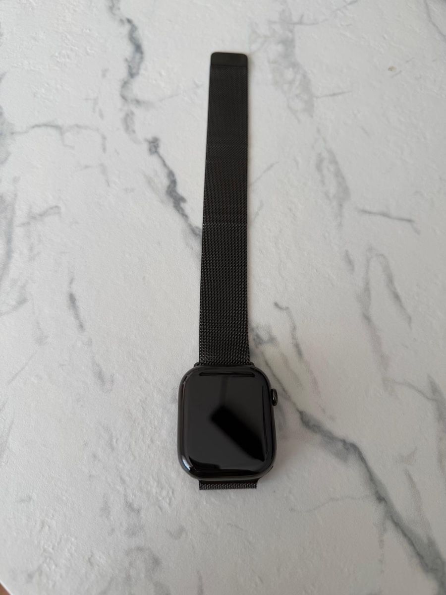 Apple Smartwatch: Apple Watch Series 11 Titan – Nuovo (secondo la descrizione) da Lömmenschwil venduto da tmr_xx 2