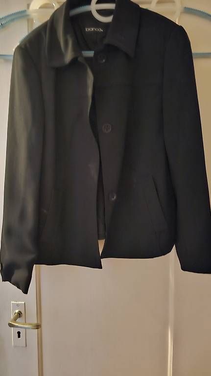 Vestes: Blazer schwarz neu – D'occasion à Bern par RegBer 3
