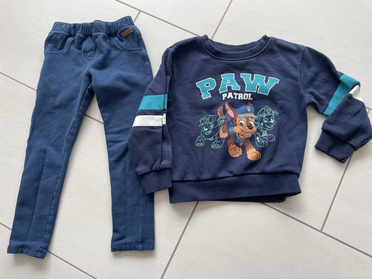 Lotti & Set di vestiti: Kleiderpaket Gr 110 – Usato da Rüti ZH venduto da kar_xx9l