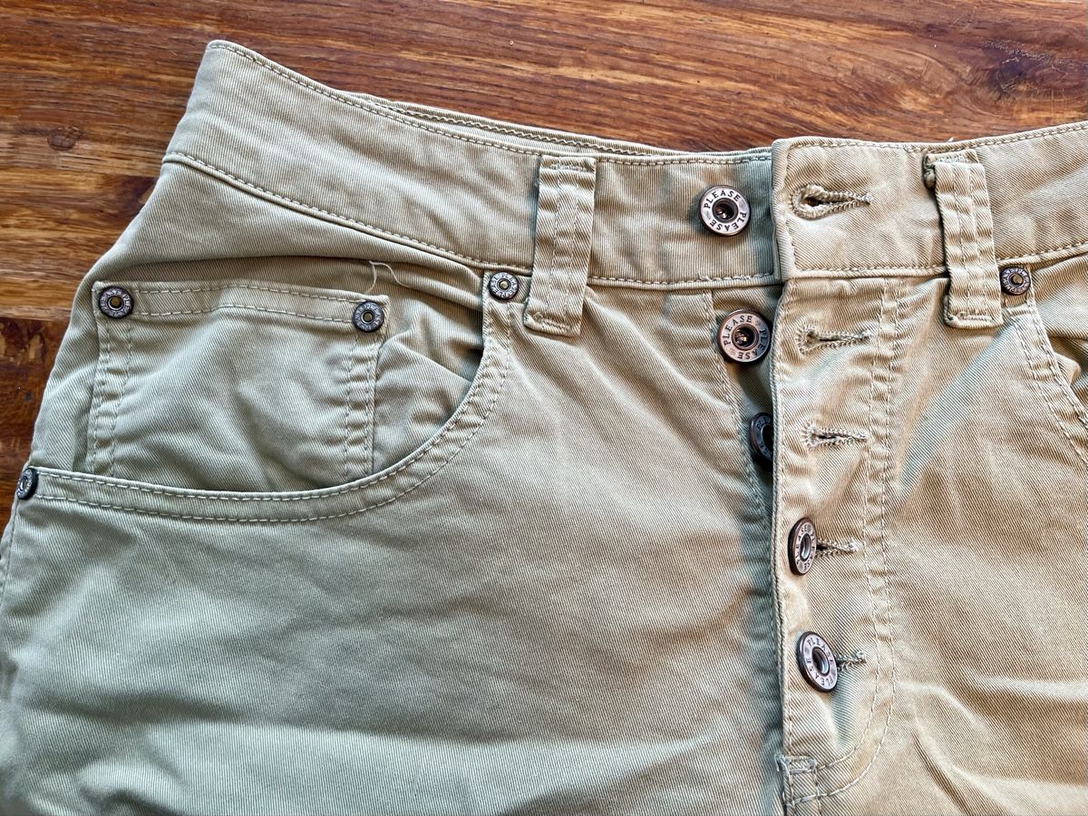 Please Jeans Hosen: schöne Please Shorts Gr. S – Gebraucht aus Buchrain von Sunny026 1