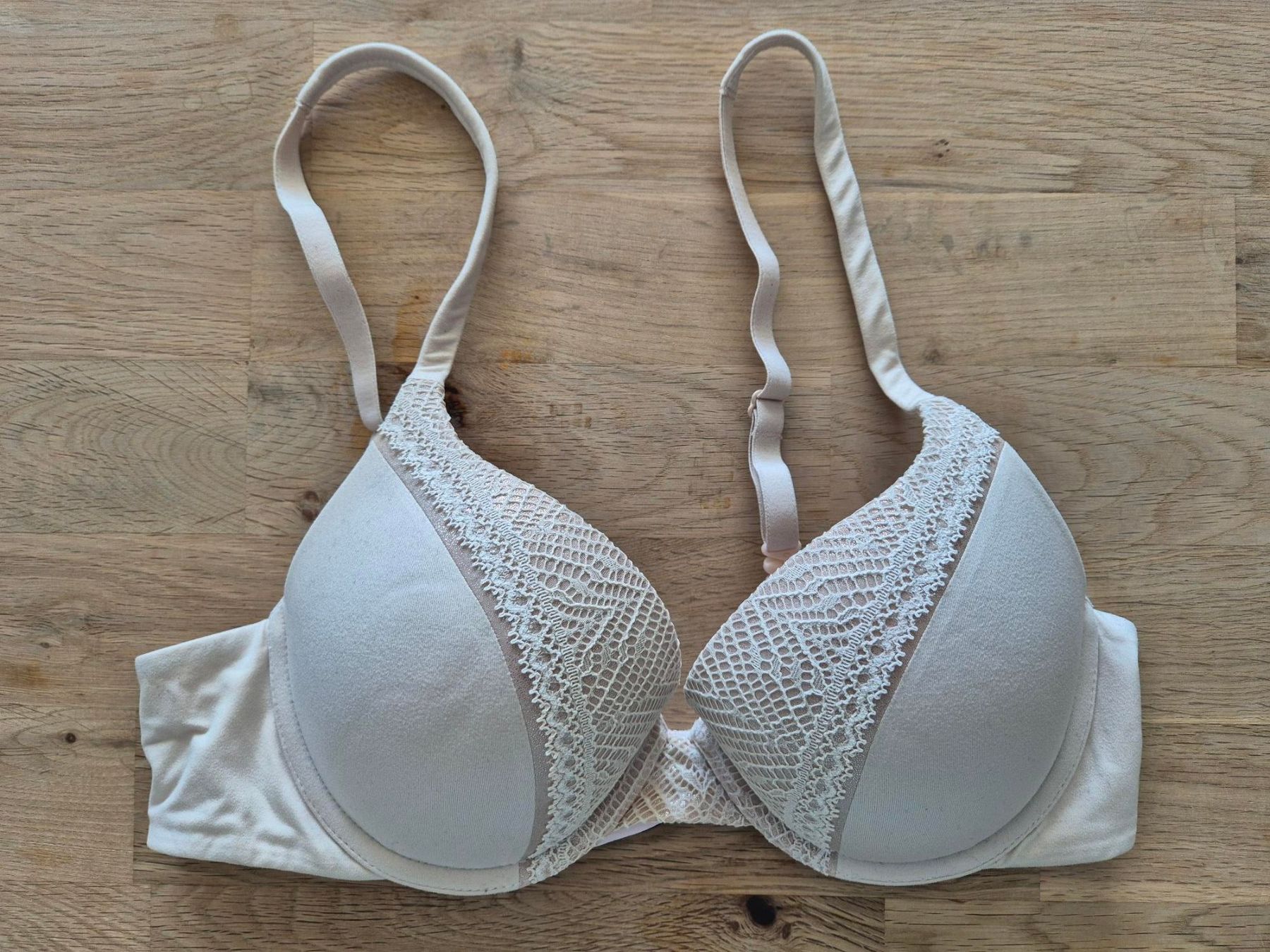 Victoria's Secret Sonstige Unterwäsche: Push-up BH Victoria´s Secret 75A – Gebraucht aus Rüti ZH von pep_l9zp