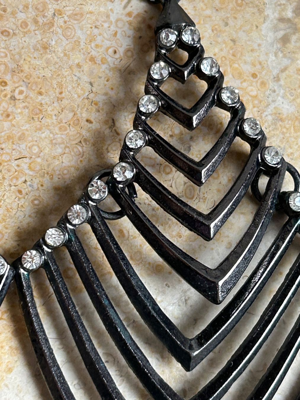 Orecchini pendenti & Orecchini a lobo: Fächer Ohrringe, schwarz mit Strass, neuwertig! – Usato da Laufen venduto da Bellebellezza 2