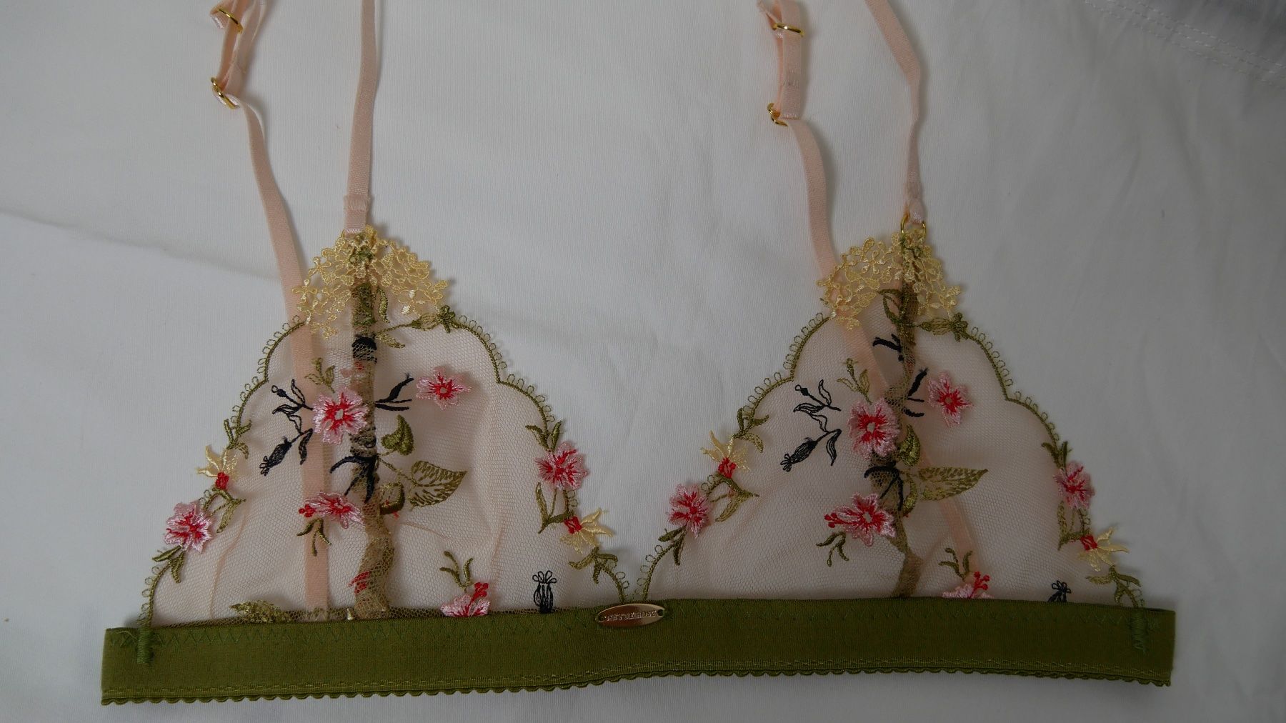 Altra biancheria intima: Nette Rose Bralette BH XS Luxus – Nuovo (secondo la descrizione) da Zürich venduto da julia_vina 1