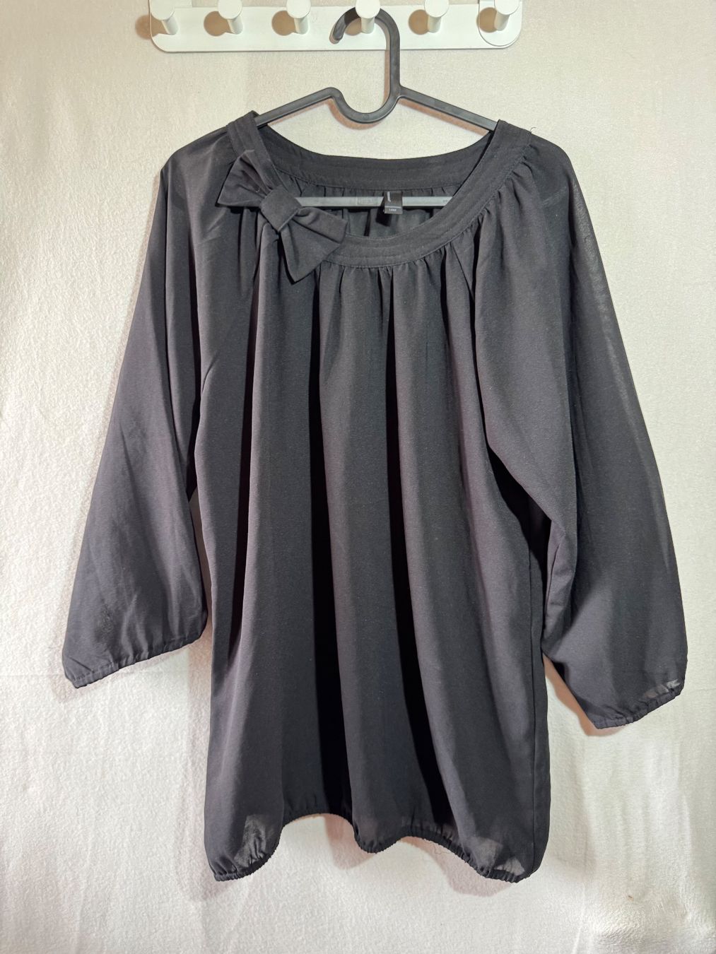 Vero Moda Camicette: Schwarze transparente Bluse von Vero Moda Gr. L – Usato da Grosswangen venduto da SALE_SALE_SALE