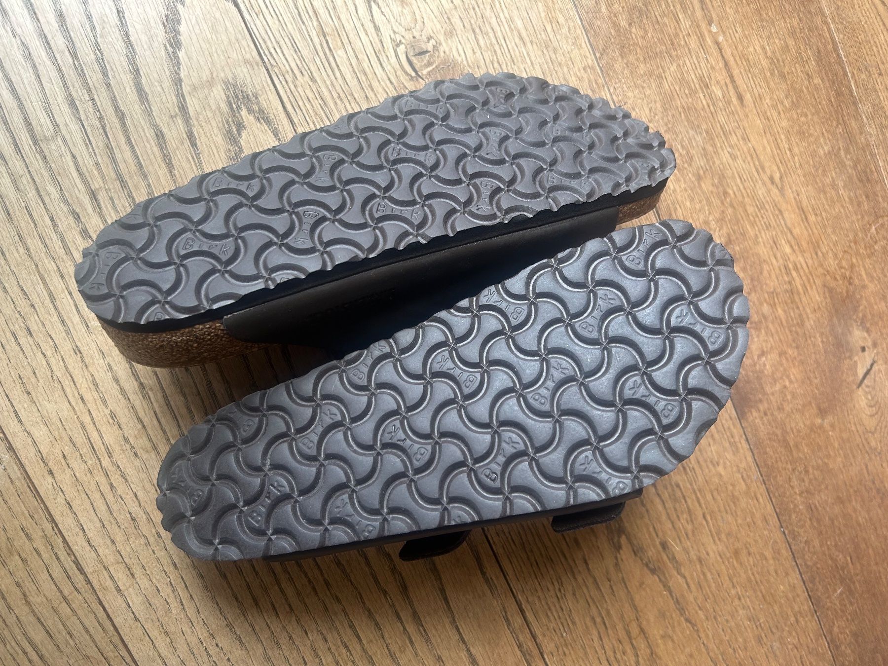 Birkenstock Herrenschuhe: Birkenstock braun – Gebraucht aus Brüttisellen von JJ010 2