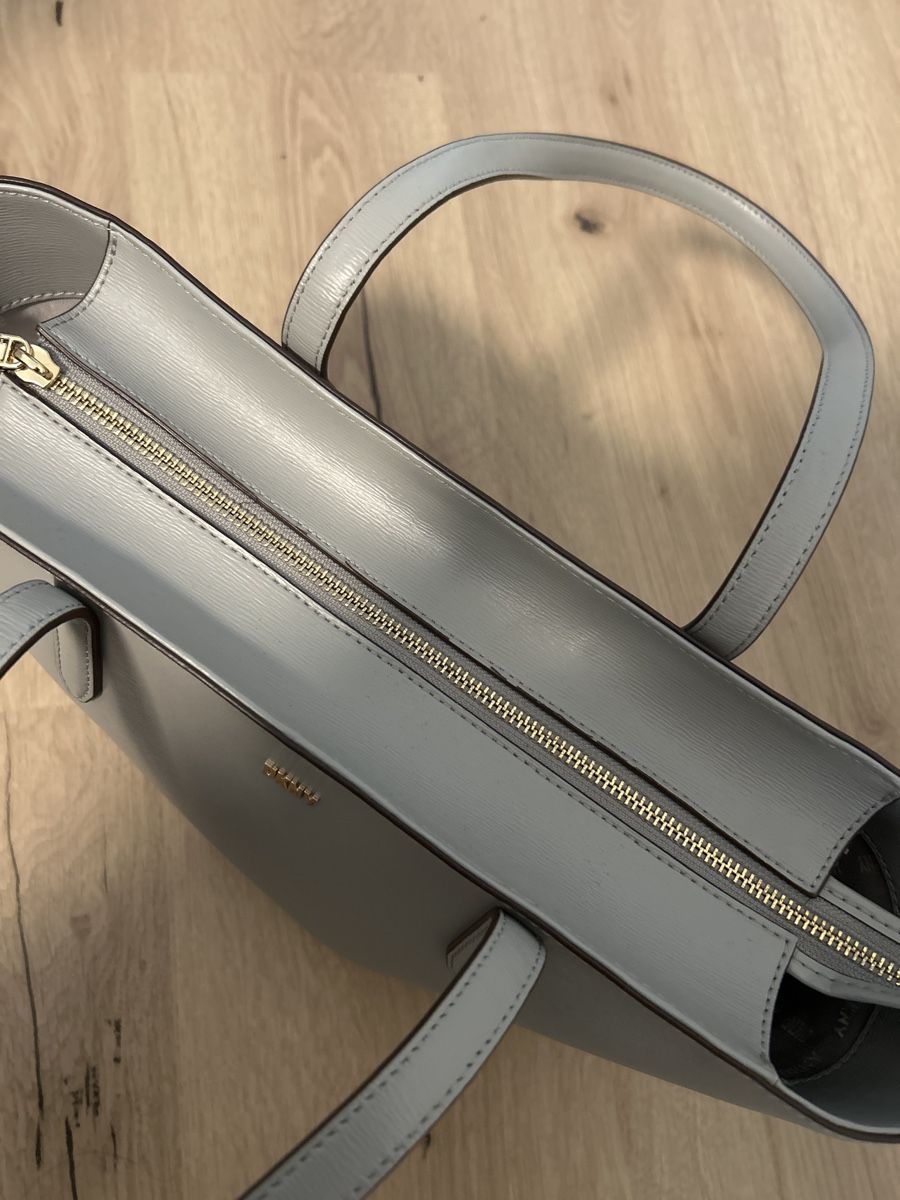 DKNY Taschen für Damen: DKNY Grey Tote Bag – Gebraucht aus Binningen von zcm8 5