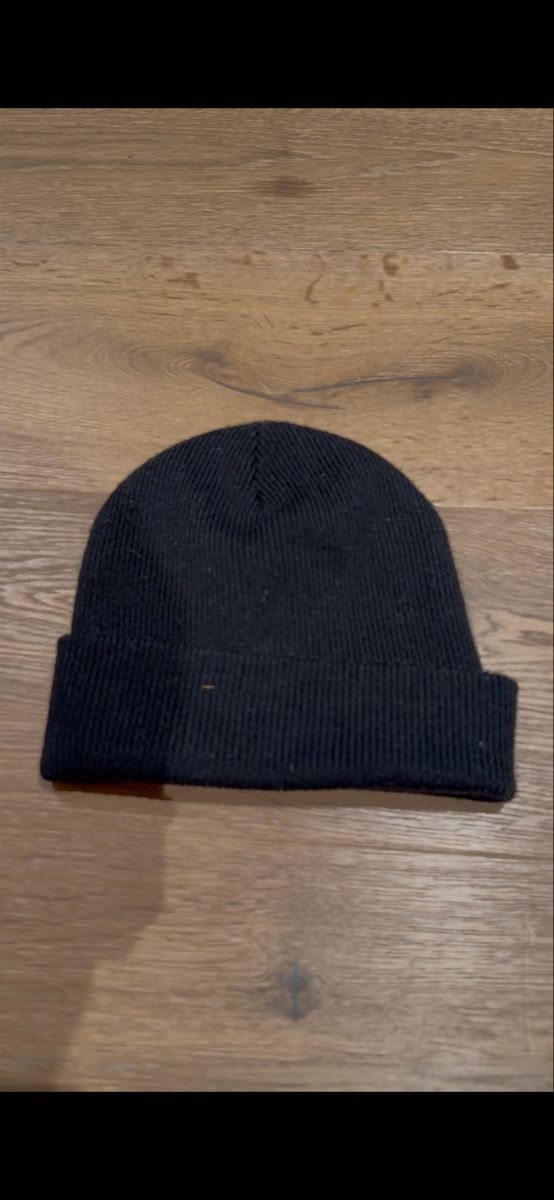 Vans Copricapi, berretti & cappellini: Vans Beanie Mütze schwarz – Usato da Münchenbuchsee venduto da Leda53 1