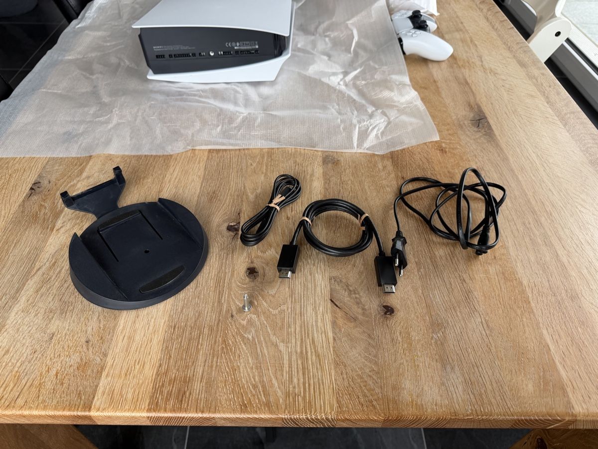 Sony Console: Playstation 5 - sehr gepflegt- inkl. 2 Controller – Usato da Seedorf BE venduto da MiSchap1378 5