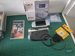 Sony PSP Console Silver with Accessories and UMD movie