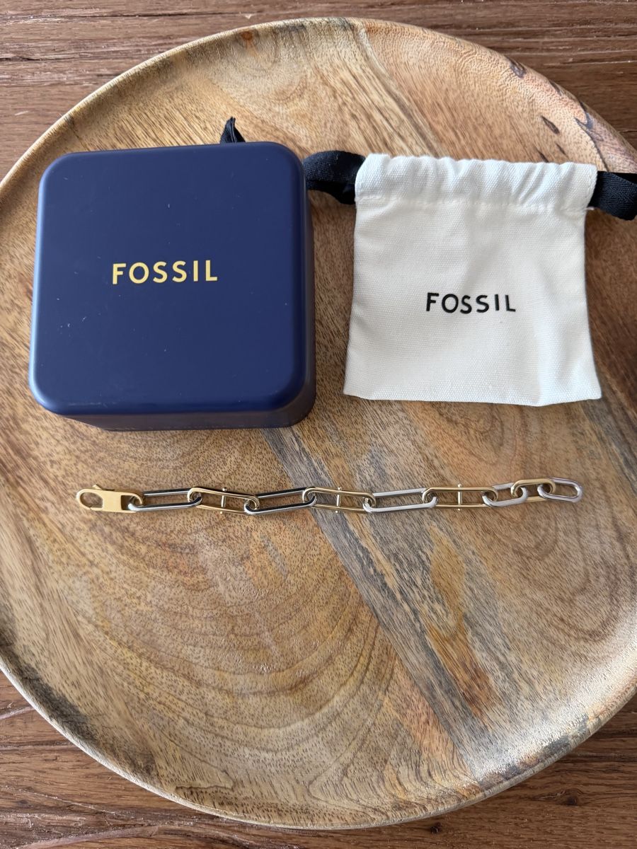 Fossil Armbänder & -reifen: FOSSIL HERITAGE Armband Gold neu mit Box – Neu und originalverpackt aus Alosen von .AMEA. 1