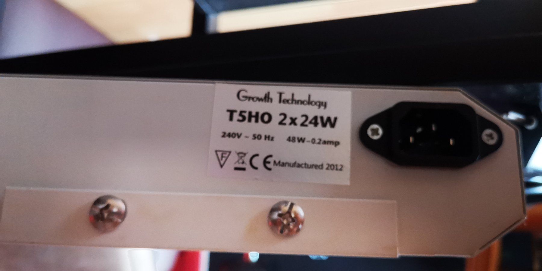 Lampade: T5 Lampe Grow – Usato da Windisch venduto da Lebkuchen69
