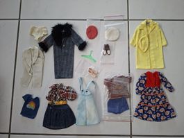 Barbie Kleider Sammlung mit Jacke Hosen Schuhen Hüte usw.