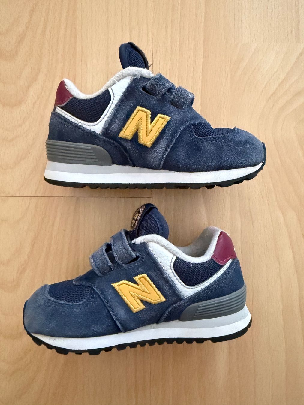 New Balance Scarpe per ragazzi: New Balance - dunkelblaue Turnschuhe – Usato da Zürich venduto da laurapb 2