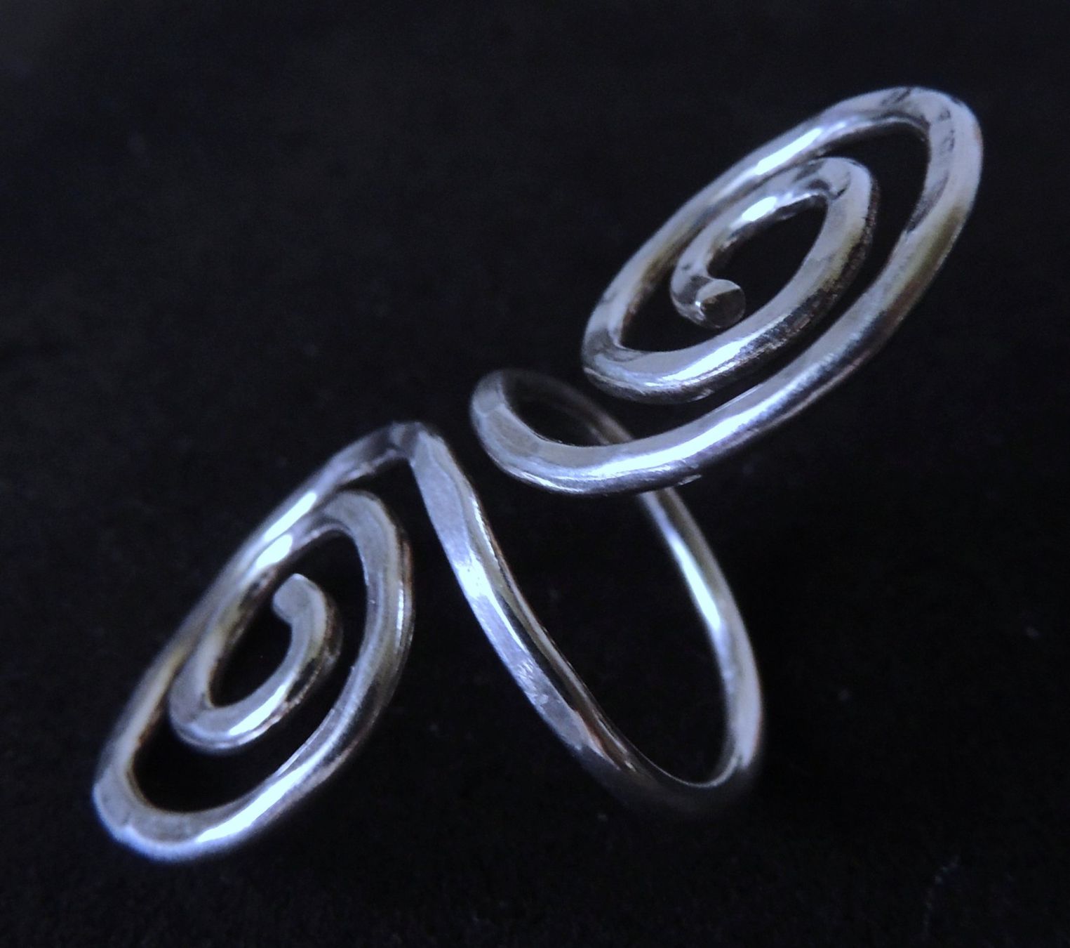 Anelli: Handgearbeiteter Silber 925 Spiralen Fingerring – Usato da Waldenburg venduto da schaller707 2