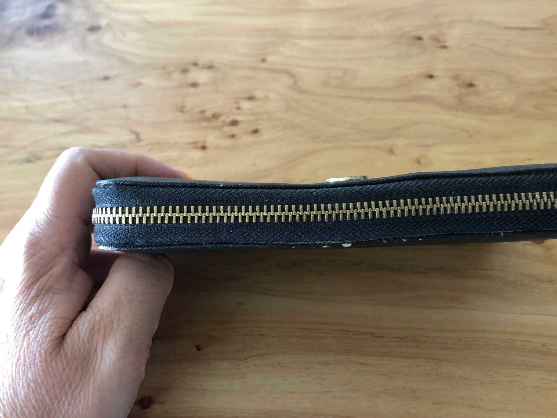 Armani Portemonnaie: Portemonnaie von Armani – Gebraucht aus Kaltbrunn von lagone1 4