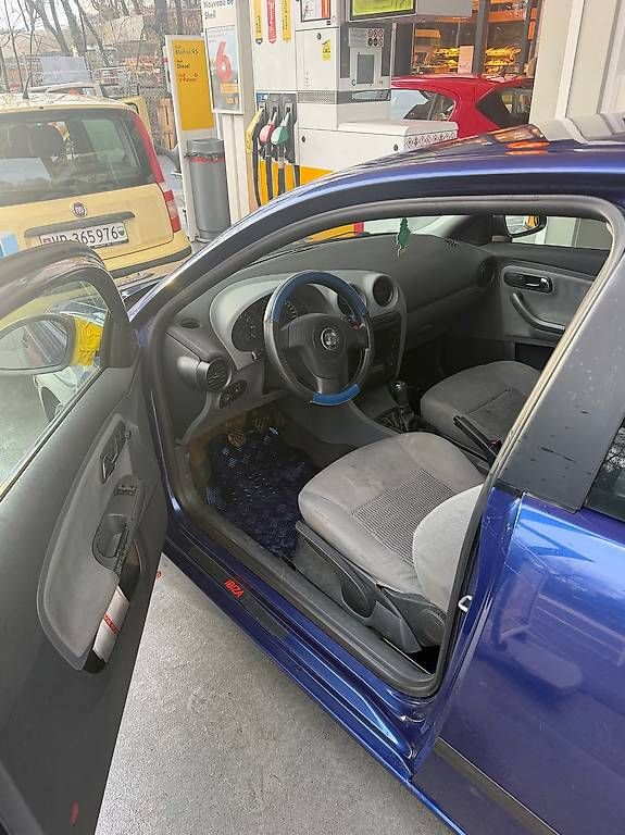 Automobili: SEAT IBIZA 1.4  – Usato da Lausanne venduto da edm_92wm 4