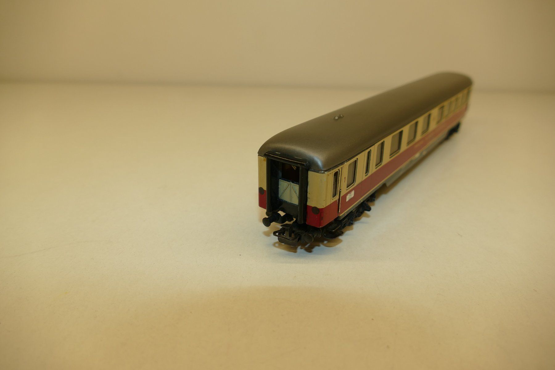 Märklin Modellini di ferrovie: Märklin H0: DB TEE-Barwagen – Usato da Niederhasli venduto da rail-duerst 1