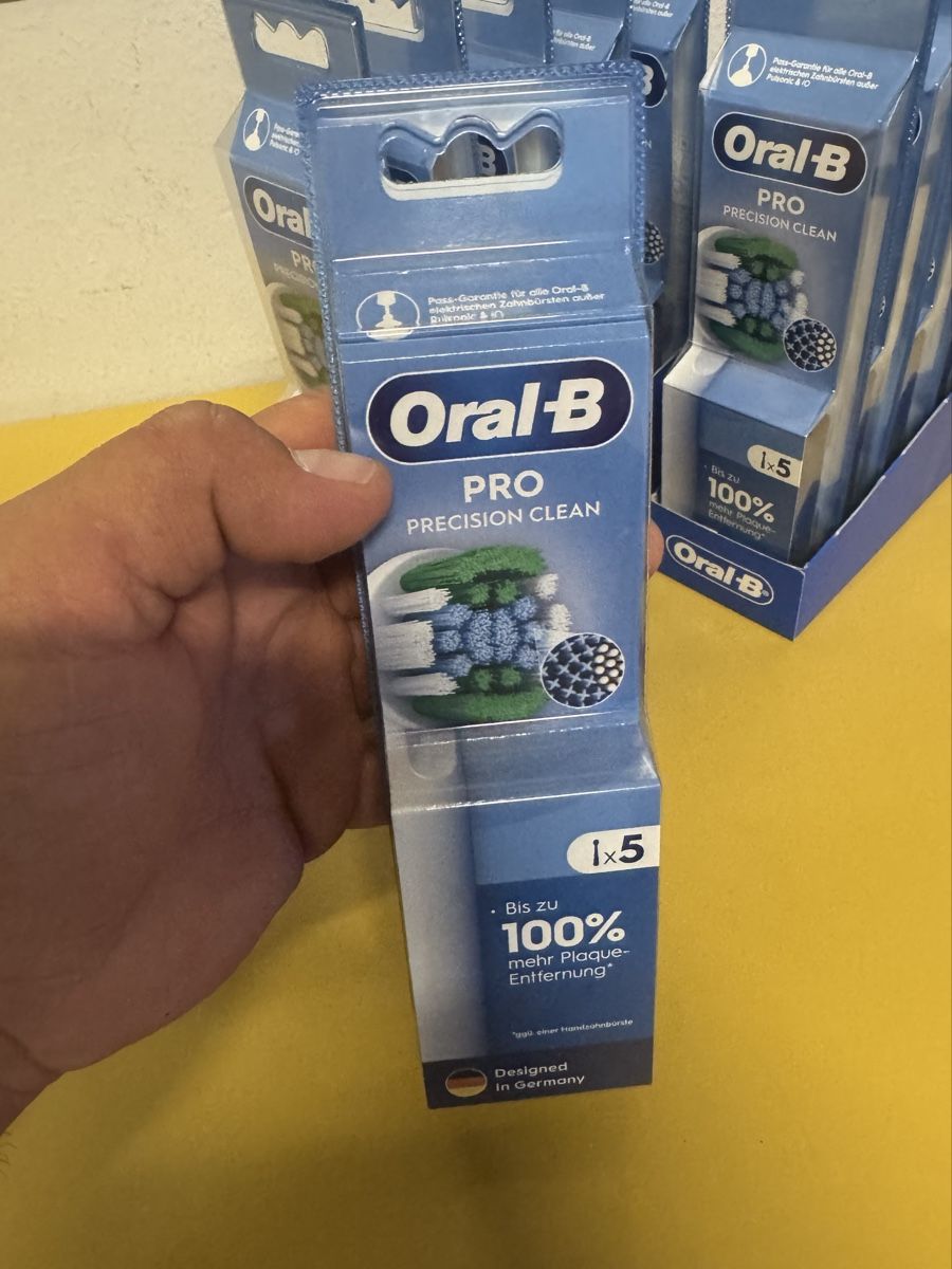 Oral B Cura dei denti: Oral-B Pro Precision Clean Aufsaetze neu  – Nuovo (secondo la descrizione) da Schlieren venduto da Freundlich02 4