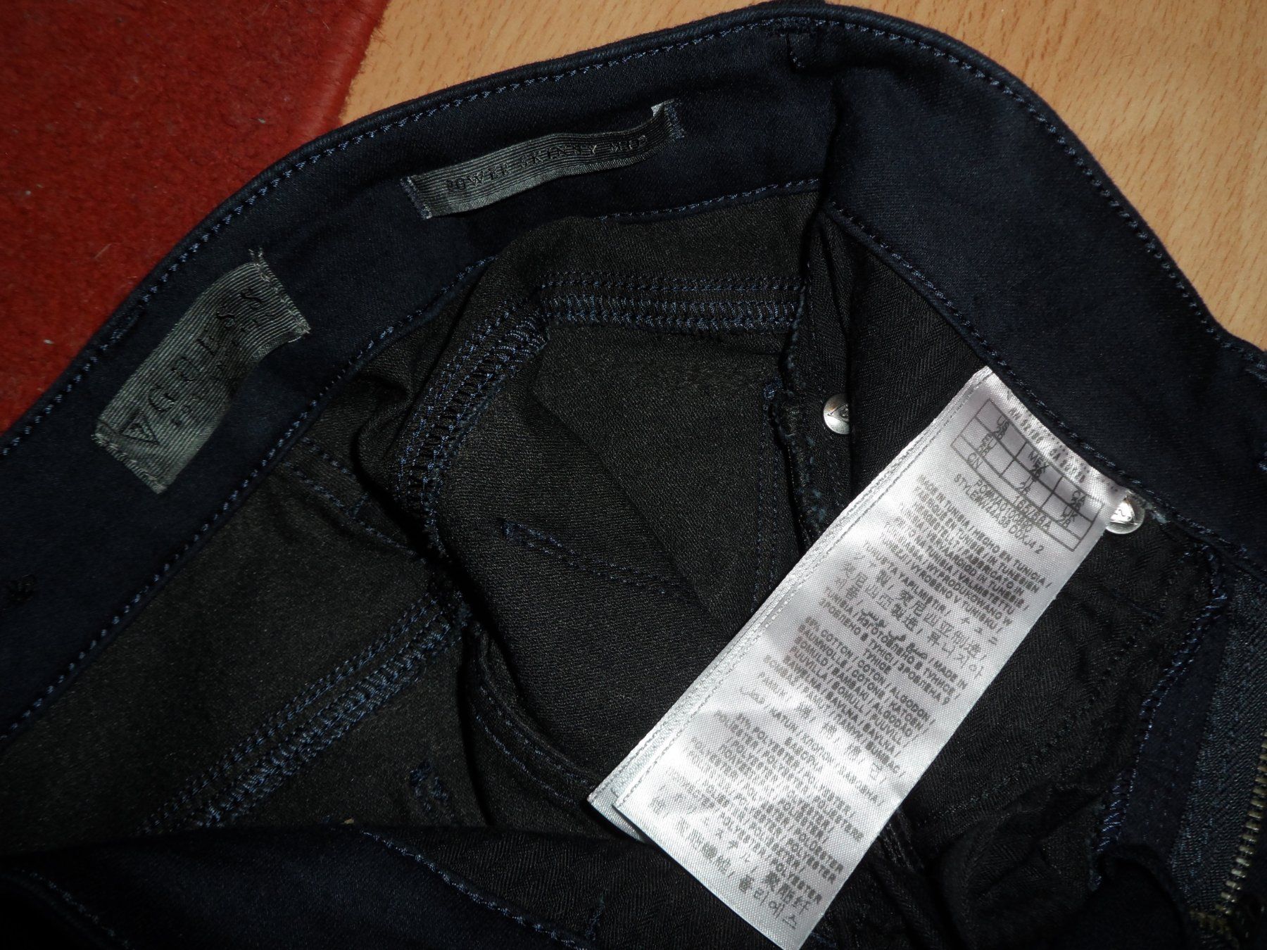 Pantaloni: **** GUESS Hose Gr 28 **** – Nuovo (secondo la descrizione) da Therwil venduto da Hcd1919 2