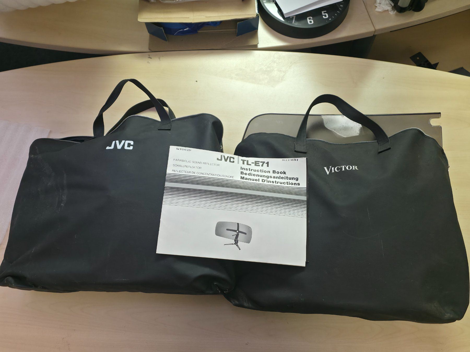 JVC Camcorder: 2x JVC TL-E71 Vintage Schallreflektor – Defekt aus Dietlikon von litisop