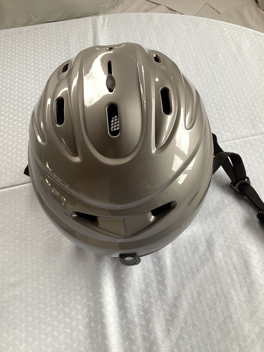 Caschi: Ski-Helm – Usato da Olten venduto da Reiol9