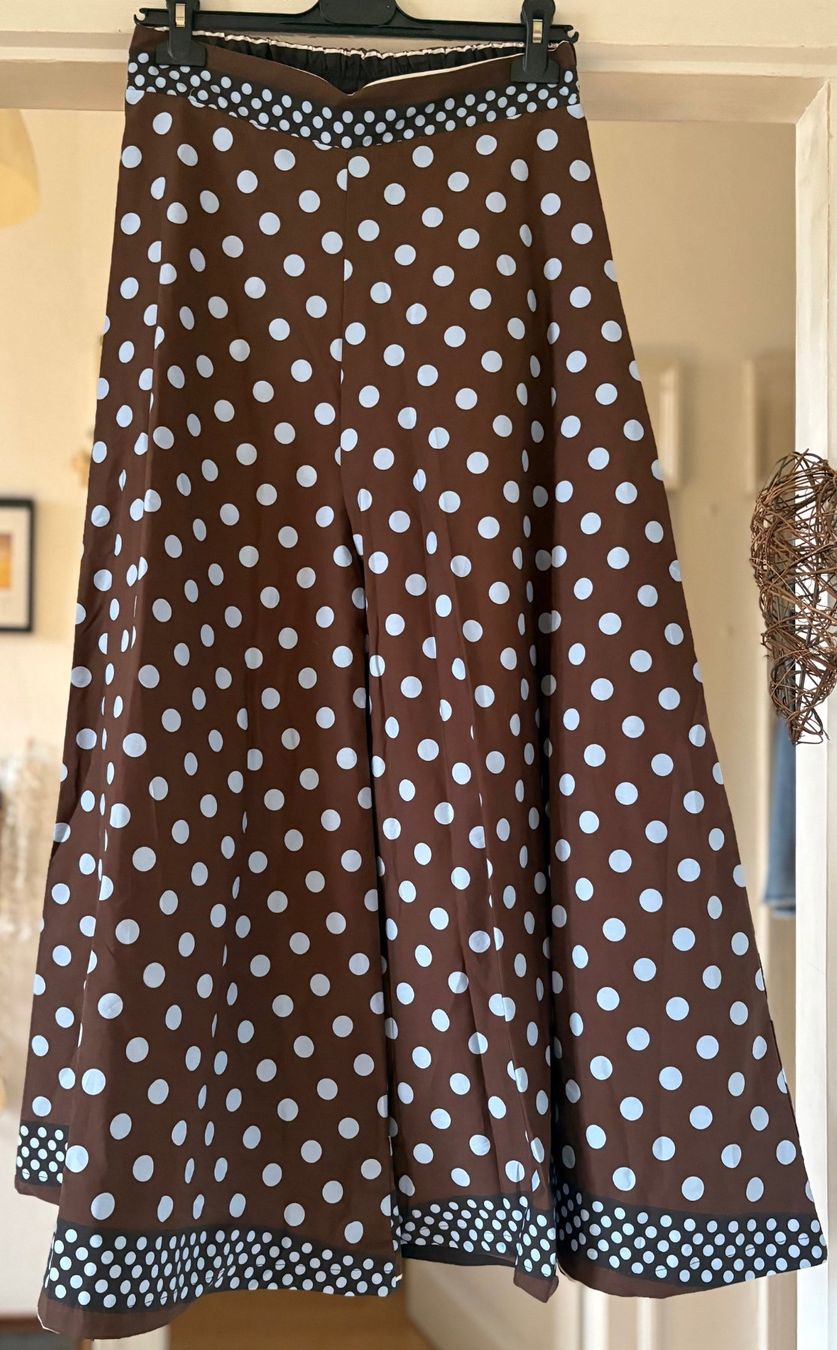 Pantaloni: PANTALONS EXTRA WIDE EN COTON! M – Nuovo e nell'imballaggio originale da Locarno venduto da NicoNion