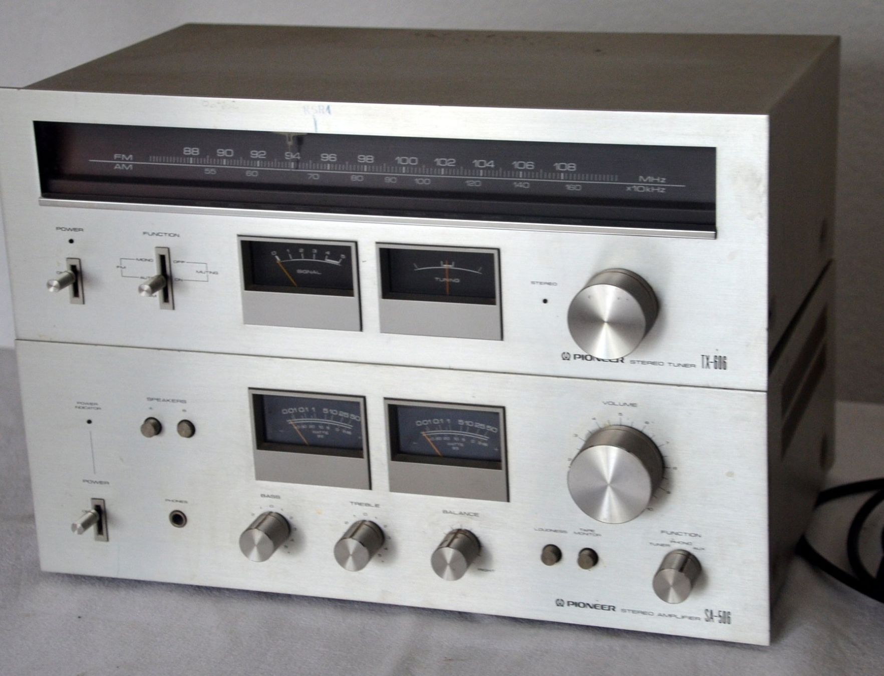 Pioneer Amplificatori: Pioneer Stereo Tuner TX-606 - Aplifier SA-506 – Difettoso da Collonges venduto da arashee
