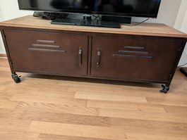 Fernsehmöbel