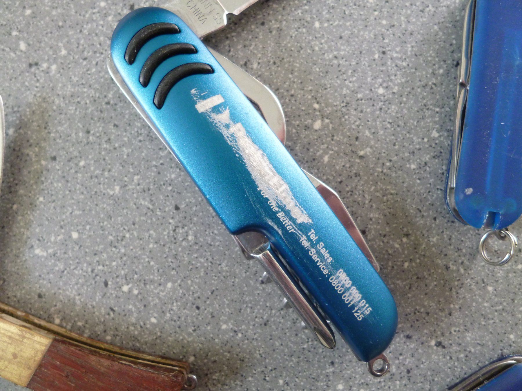 Coltelli tascabile: 4 kleine Taschenmesser gebraucht   mit Werbung – Usato da Dättlikon venduto da Mamakuga 3