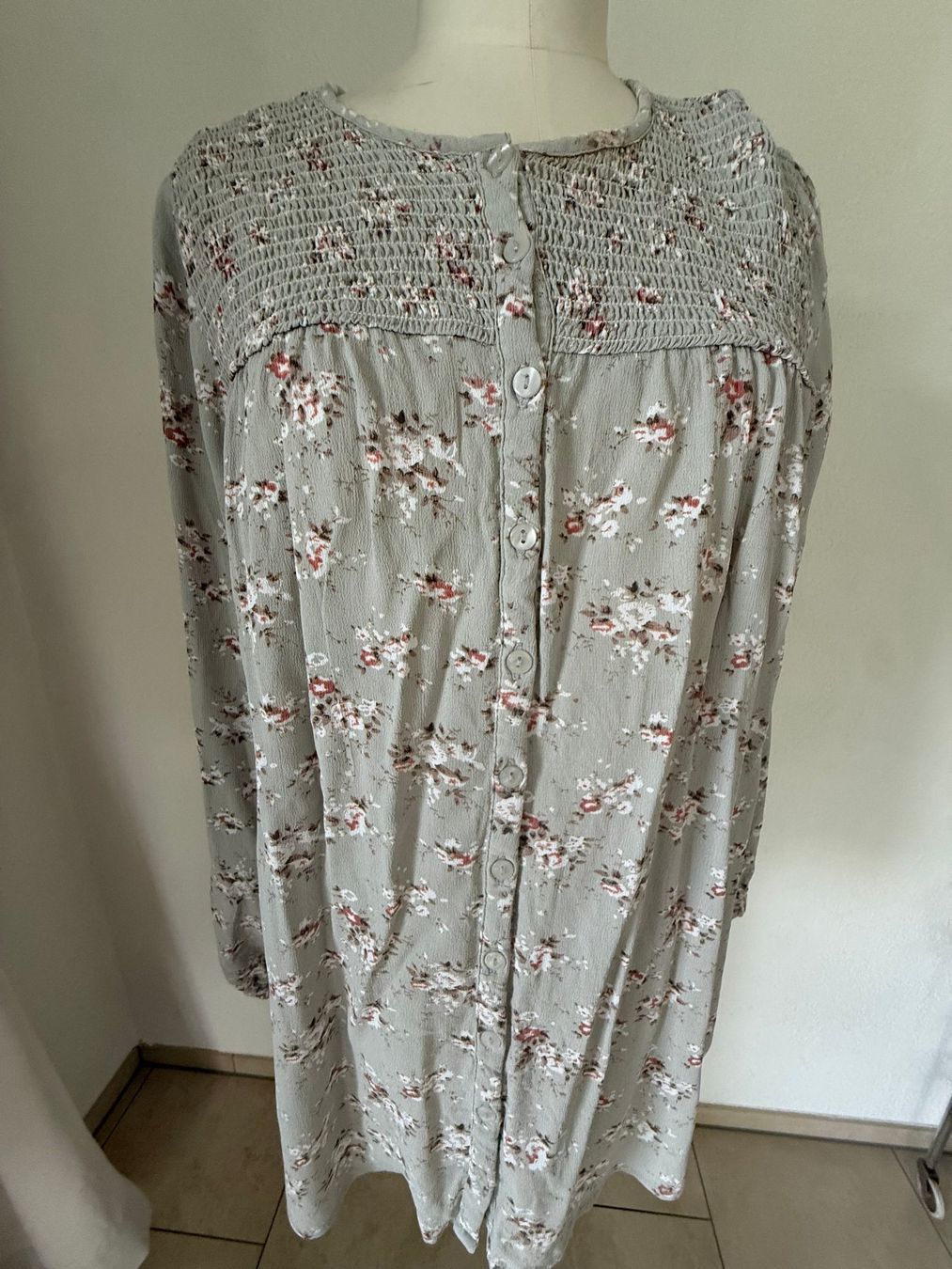 Blusen: Tif Tiffy Bluse Grösse M 100% Viskose – Neu (gemäss Beschreibung) aus Kirchdorf AG von coco123 1