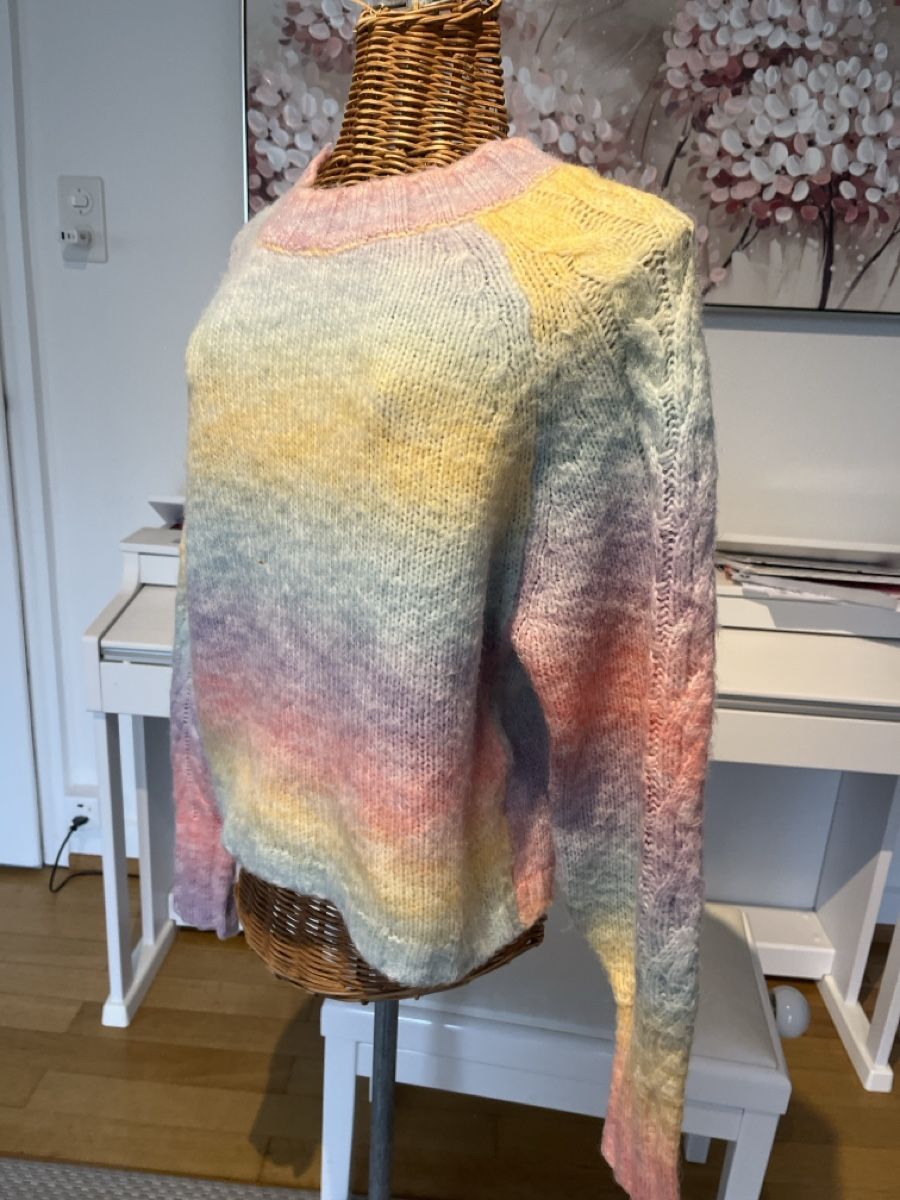 Pullover & Sweatshirts: Strickpullover, Pastellfarben, ca. 38/40 – Gebraucht aus Solothurn von Bobesch08 2