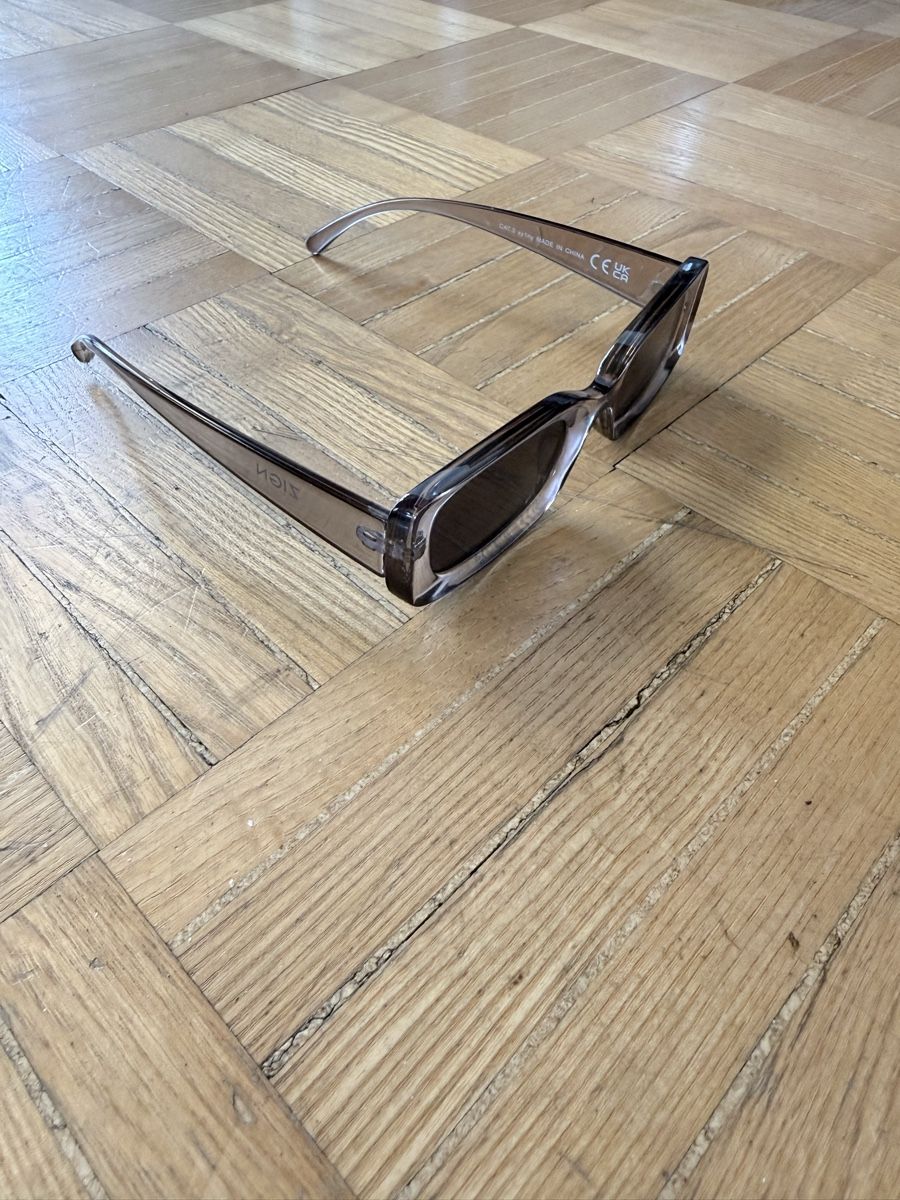Occhiali & Lenti: Trendige Sonnenbrille   – Usato da Schafisheim venduto da AargauReLoved 1