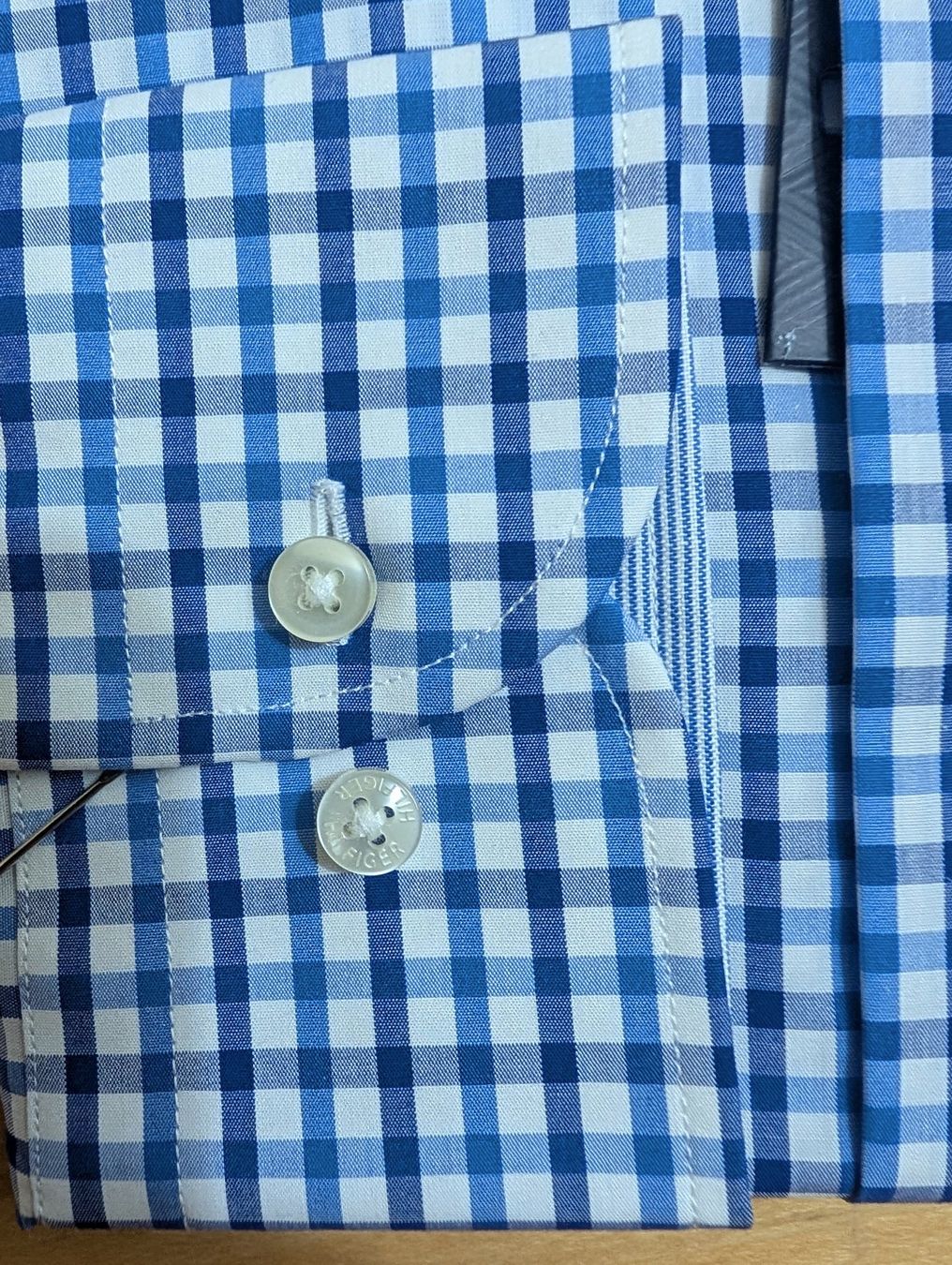 Tommy Hilfiger Hemden: Thommy Hilfiger Hemd Neu – Neu (gemäss Beschreibung) aus Stans von Magas 2