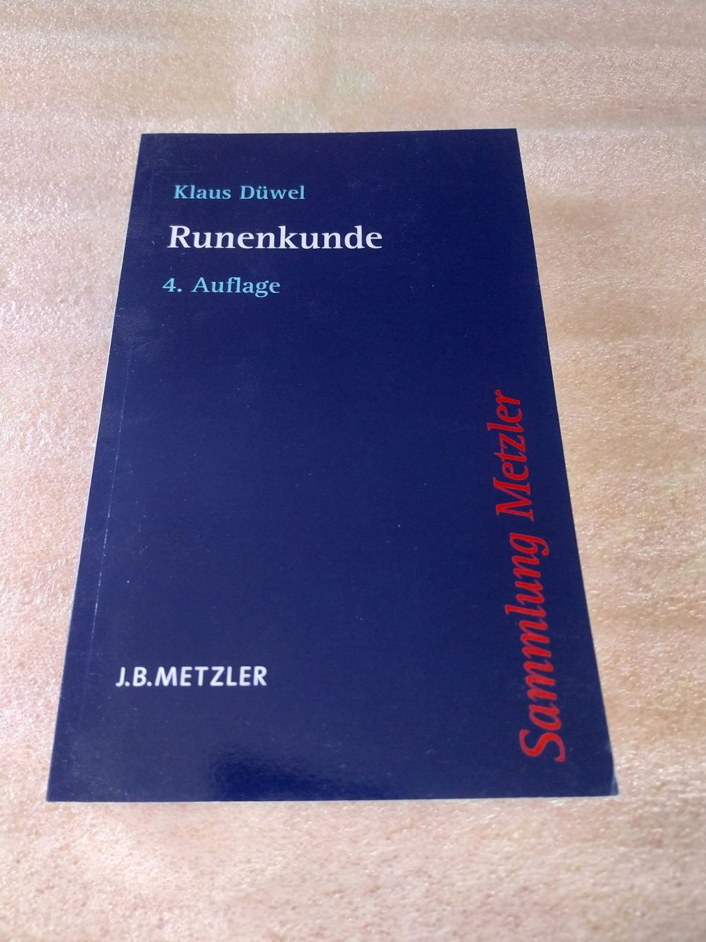 Libri: Runenkunde Düwel Klaus – Usato da Schwaderloch venduto da bademeister79