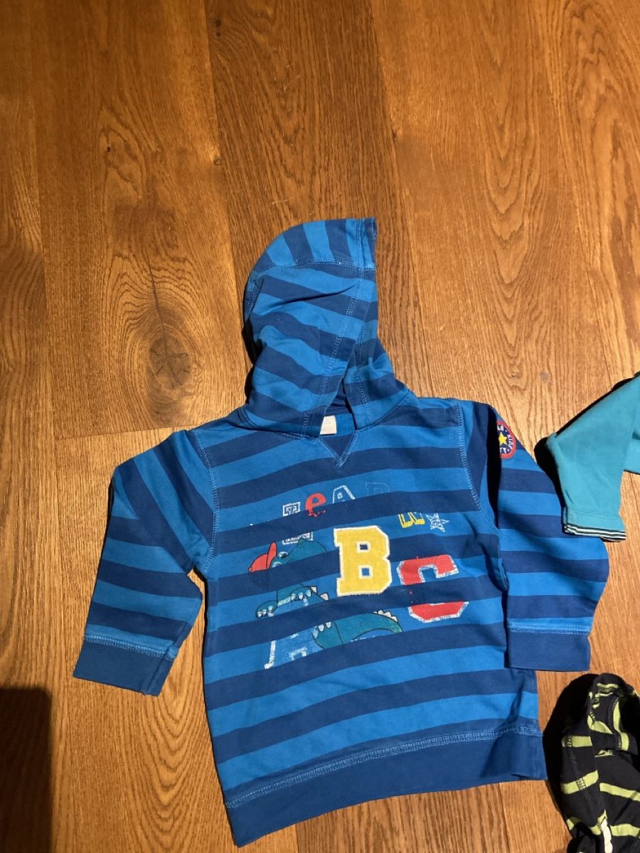 Maglioni & Felpe: 2 Langarm Shirt &1 Pullover Gr.92 – Usato da Pratteln venduto da Nala78 2