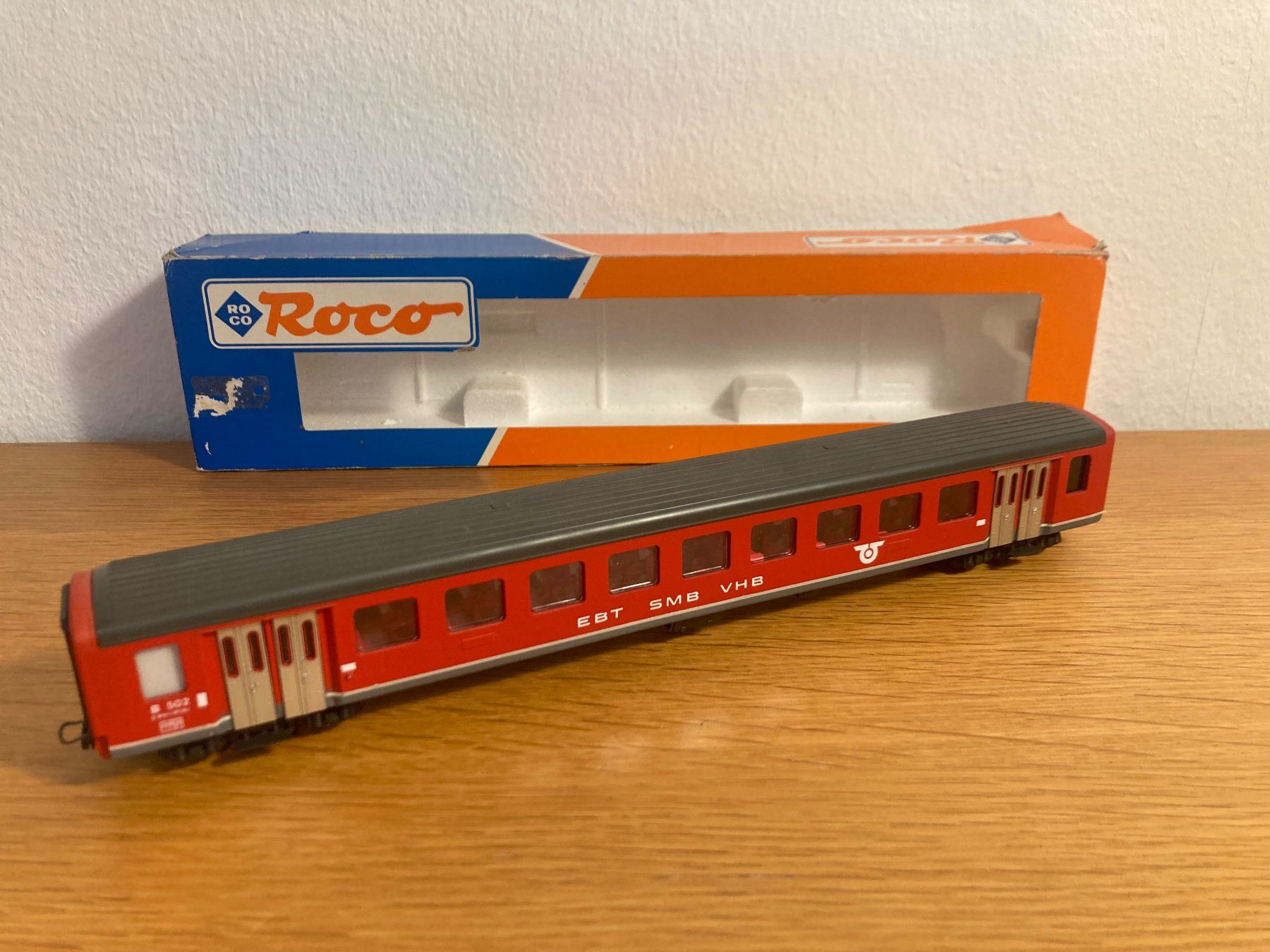 EMB Modellini di ferrovie: H0 Flury EBT Einheitswagen I B – Usato da Bern venduto da yle_qd7v 2