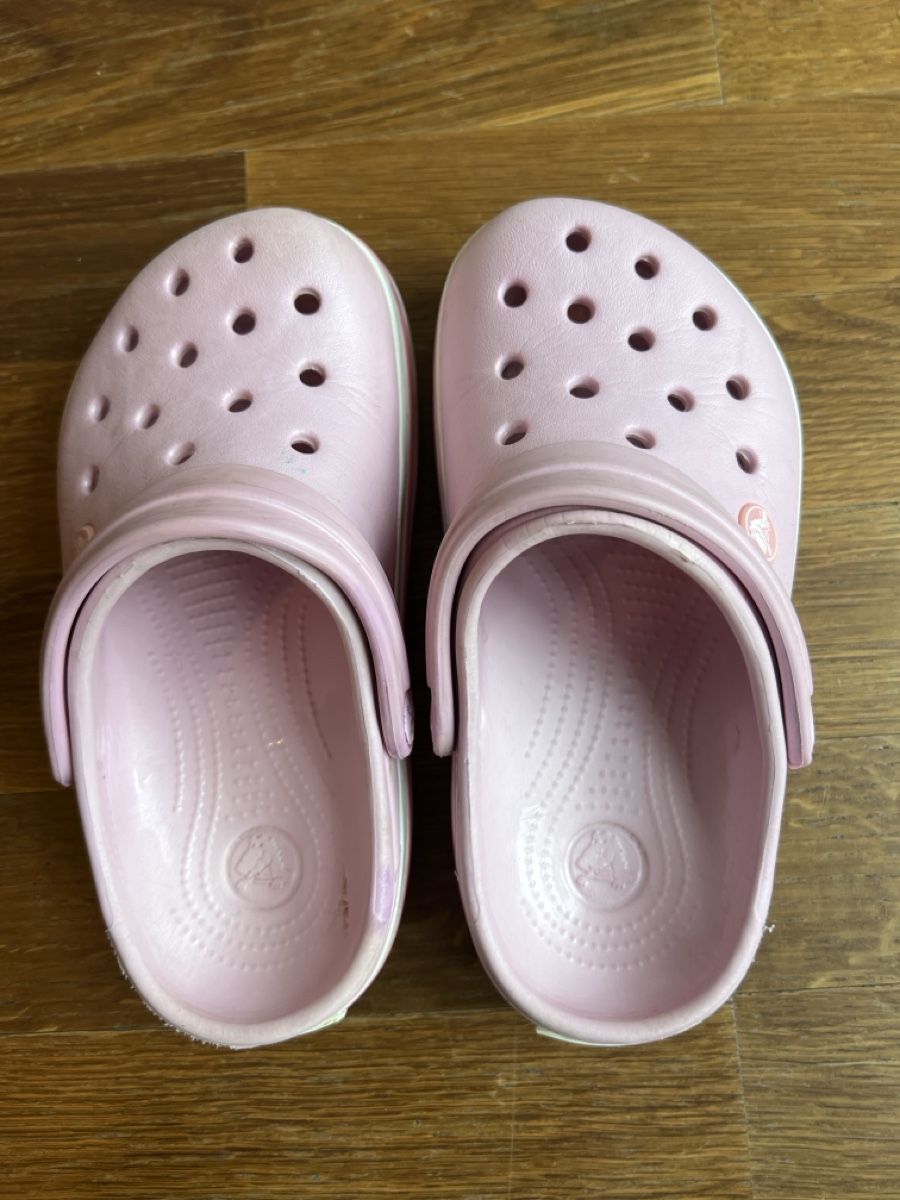 Crocs Scarpe per ragazzi: Baby Pink Crocs Size J2 - 33-34 EU – Usato da Adliswil venduto da youngbee 4