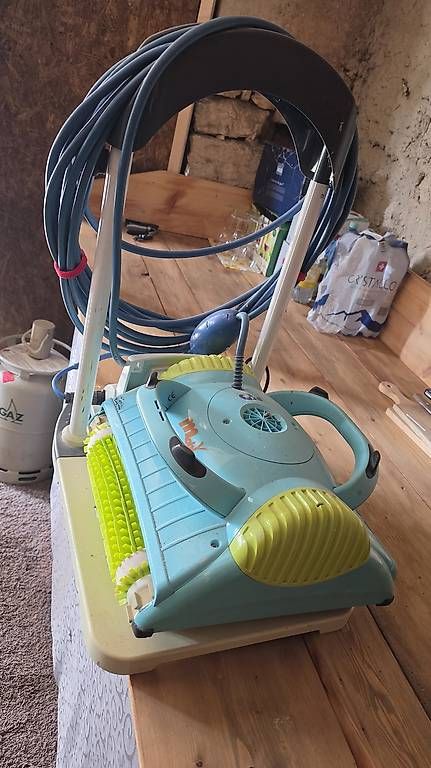 Accessoires de piscine: Poolroboter  – D'occasion à Brislach par urpami 2