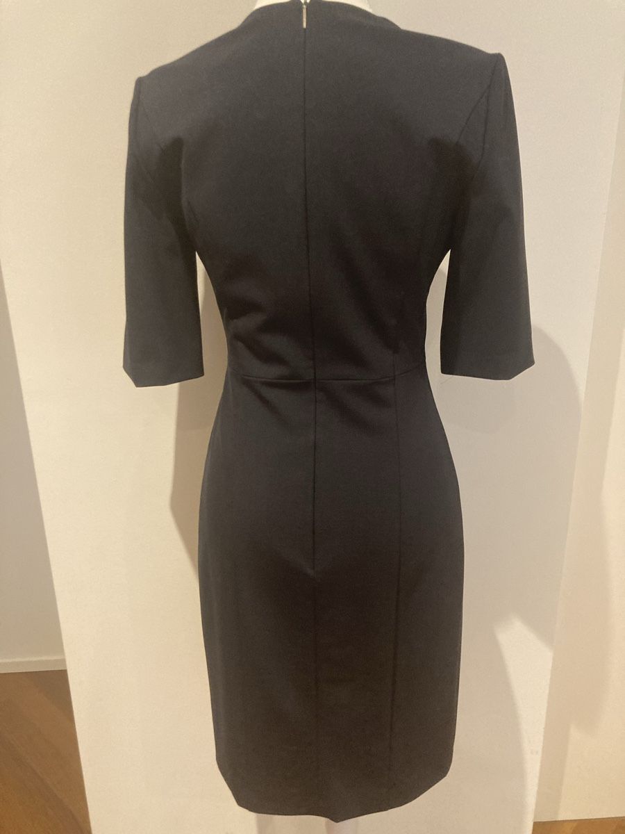 Hugo Boss Vestiti: Boss Etuikleid – Nuovo (secondo la descrizione) da Thalwil venduto da reb_8qv9 2