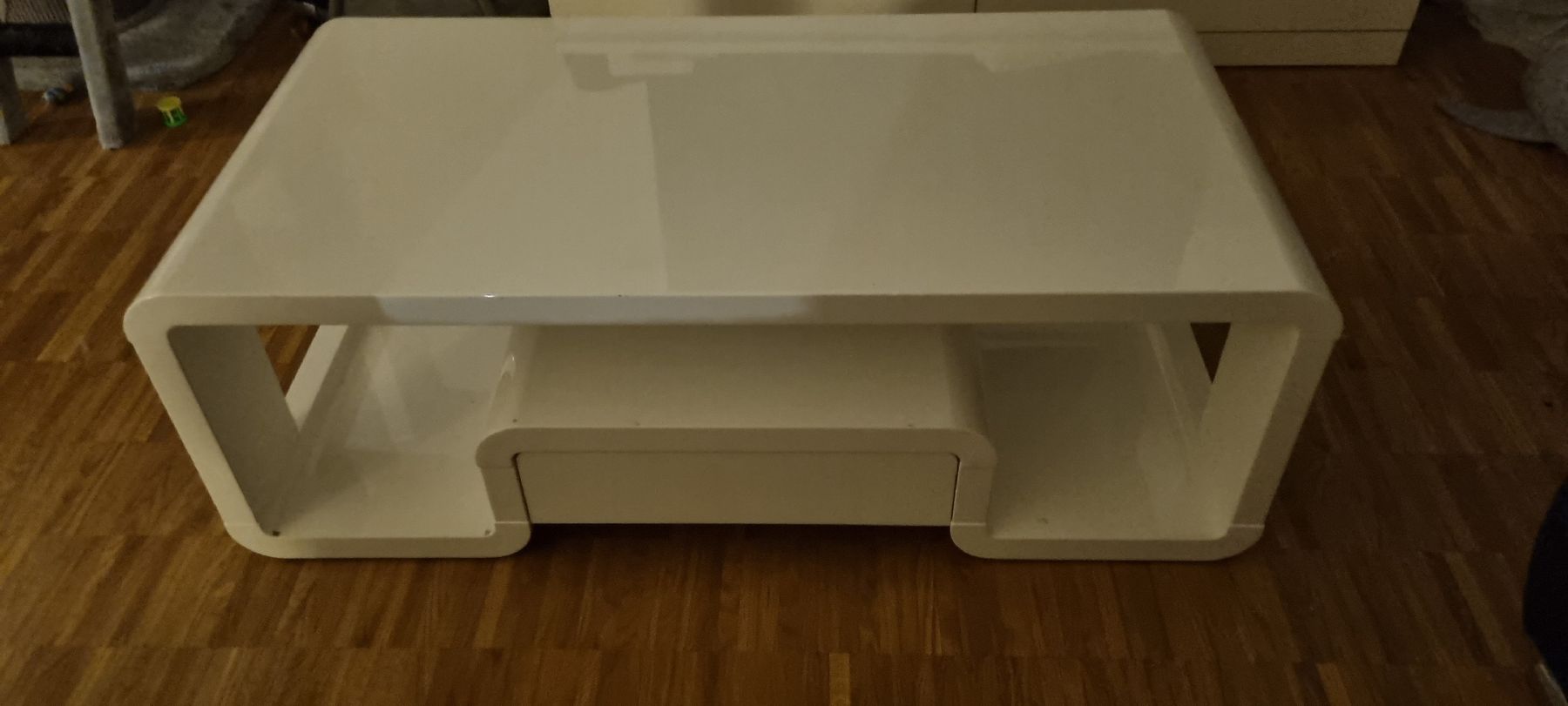 Tavoli: Couchtisch weiss – Usato da Sissach venduto da Babsii006