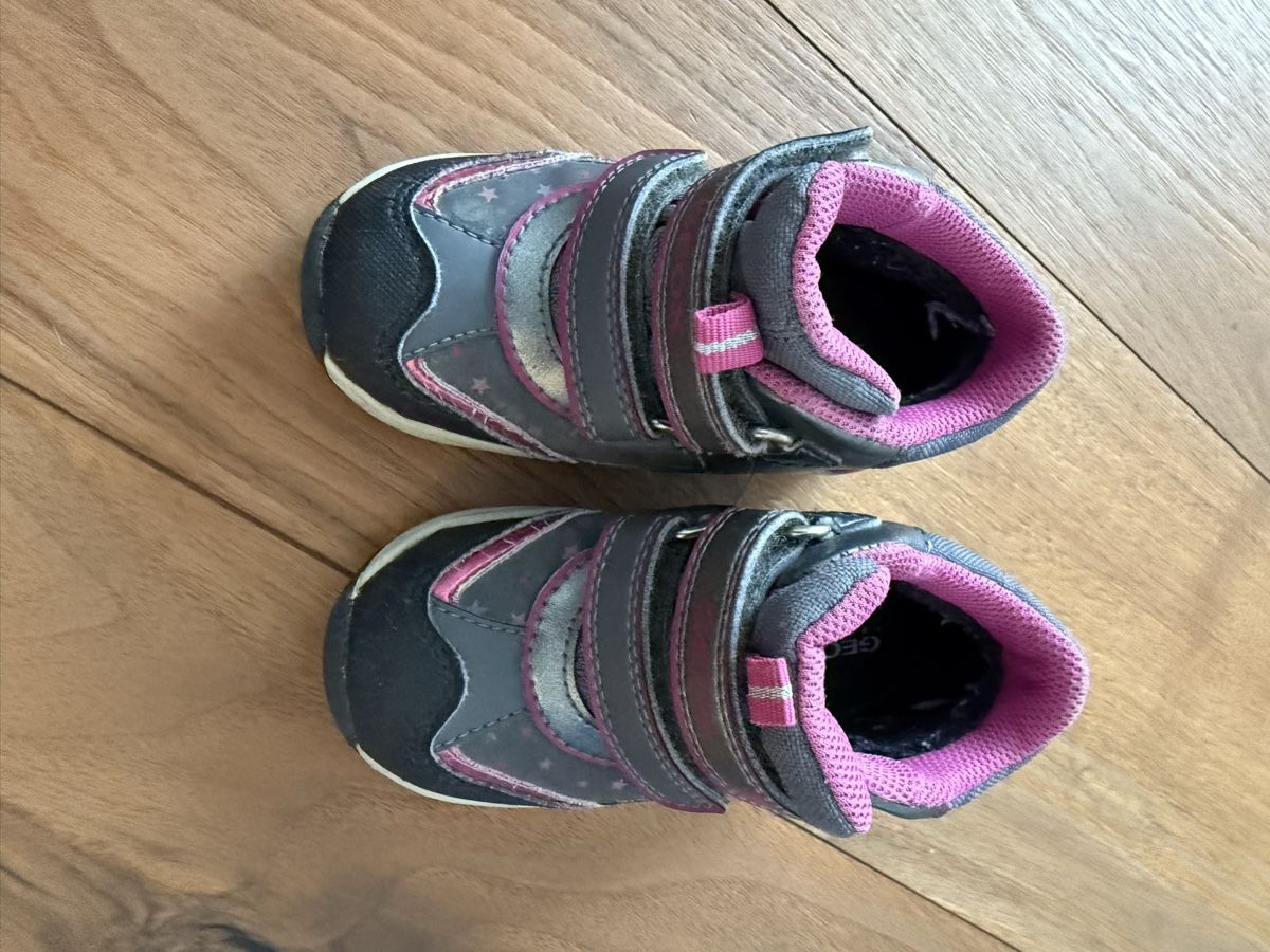 Geox Scarpe per ragazze: Geox Stiefel – Usato da Au SG venduto da Sukirl