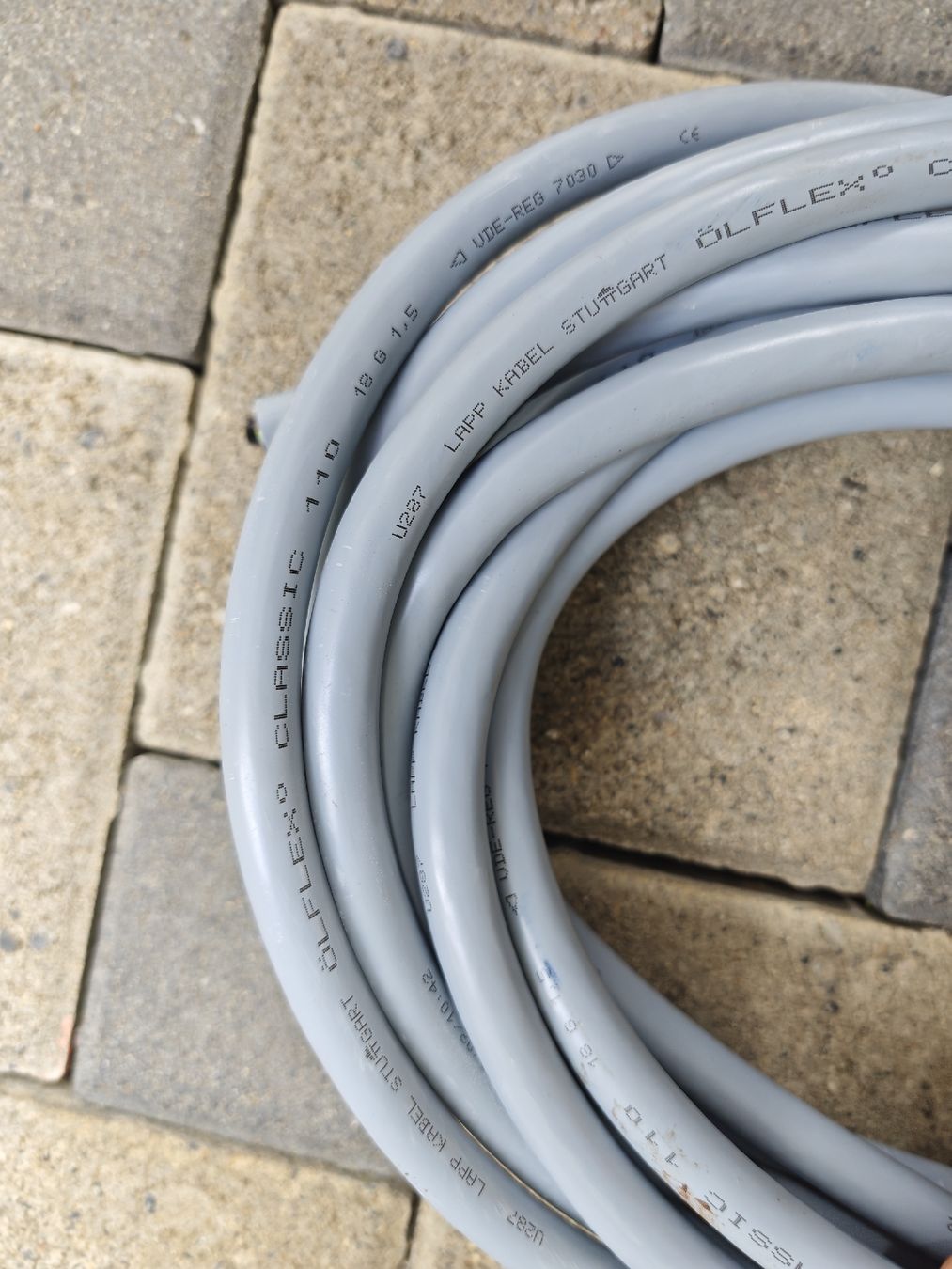 Cavi: Kabel ÖLFLEX CLASSIC 110 18G1.5 10M – Usato da Sarnen venduto da Laut_musik 2