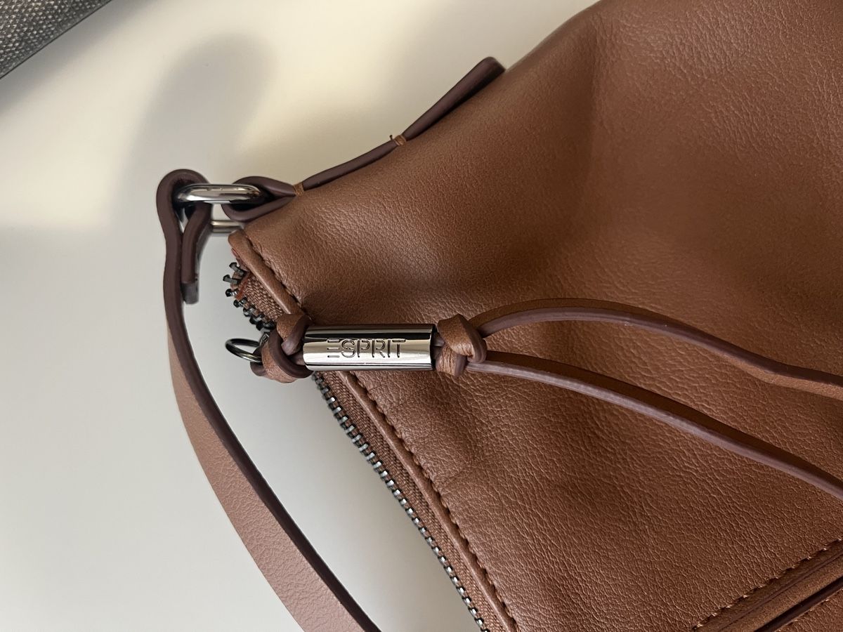 Esprit Taschen für Damen: Esprit Umhänge Tasche – Neu und originalverpackt aus Winterthur von RomeoSilver 4