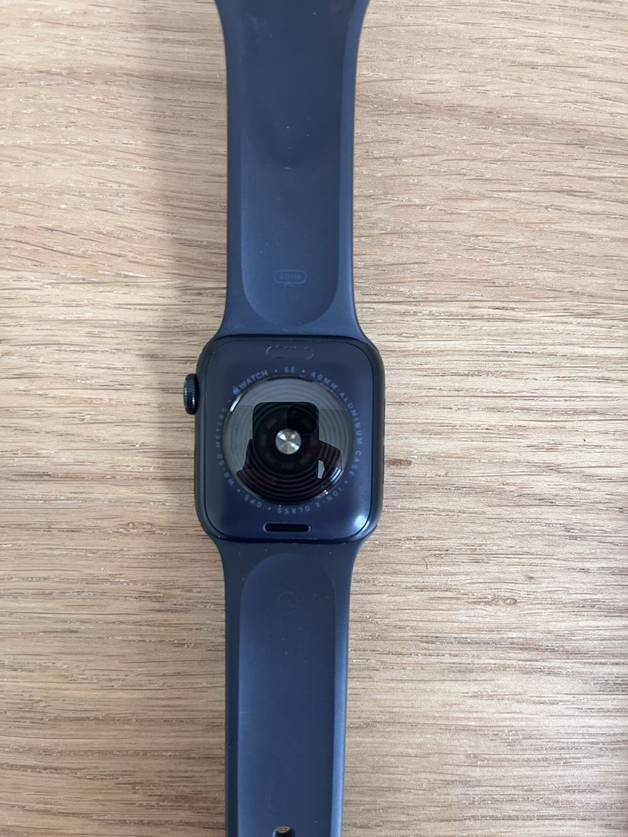 Apple Smartwatch: Apple Watch SE 2 – D'occasion à Ebnat-Kappel par eloknet3 2
