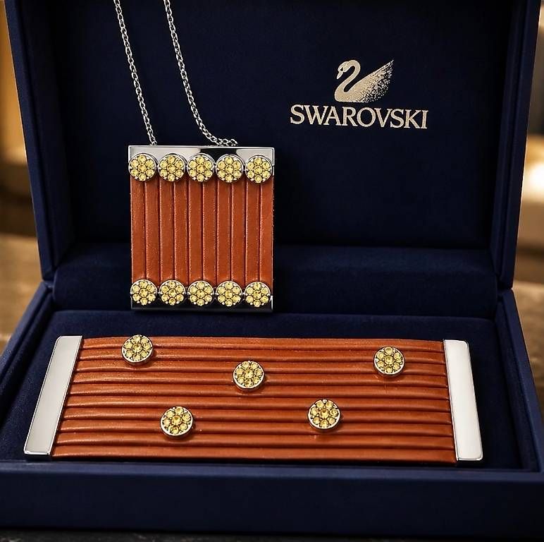 Swarovski Altri gioielli: Collier et bracelet Swarovski – Nuovo e nell'imballaggio originale da Goumoens-la-Ville venduto da SandieF