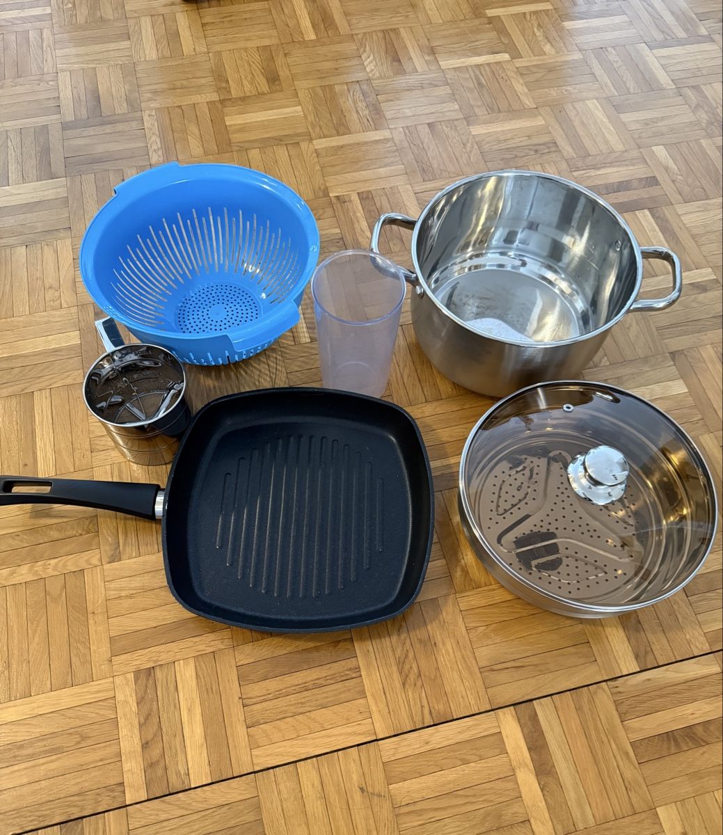Elettrodomestici da cucina: Küchengeräte – Usato da Dietikon venduto da ahmet95 1