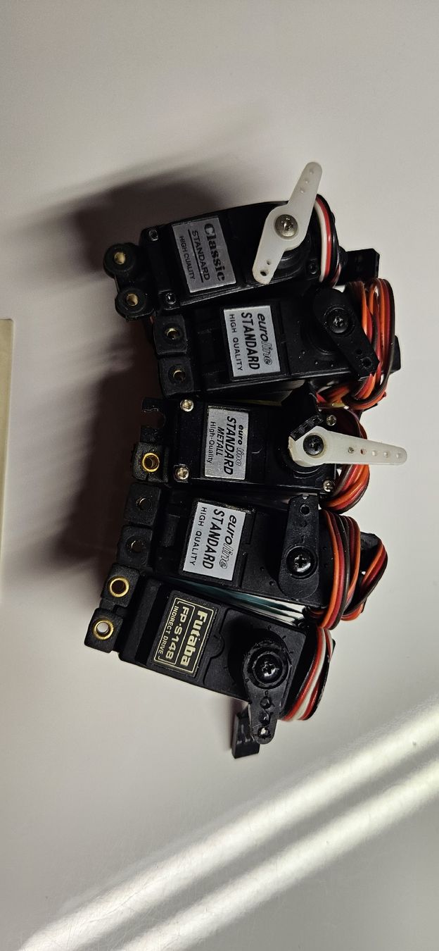 Modellismo RC: Lot 3 de servos divers (digit.) – Usato da Bure venduto da cla_sk6s 1
